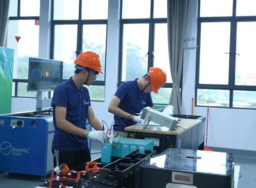 聚焦綠色未來 第二屆全國新能源汽車關(guān)鍵技術(shù)技能大賽福建省選拔賽在龍巖成功舉辦