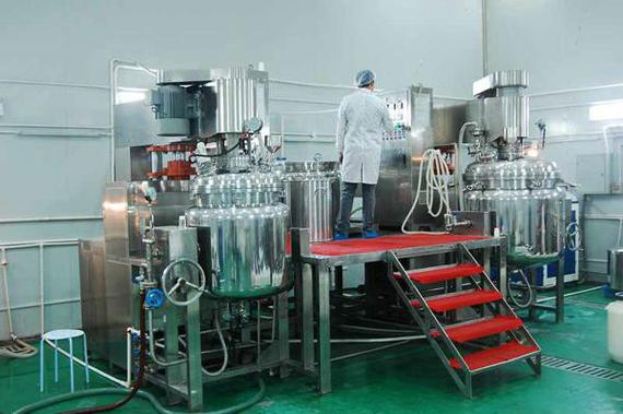 跨領域技術服務的協同創新 生物醫藥、化工與計算機的融合實踐
